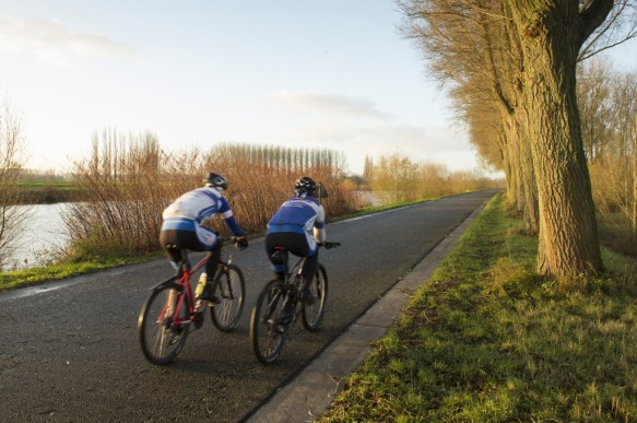 Fietsen langs de Bovenschelde.