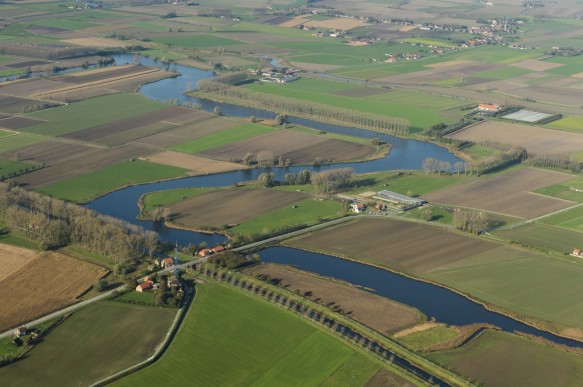 Oostpolderkreek en de Boerekreek.