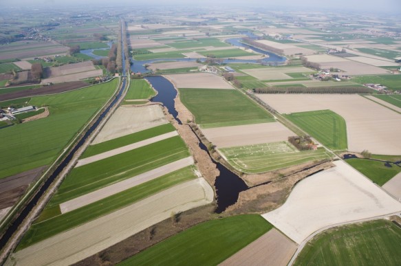 Leopoldkanaal en de Oostpolderkreek.