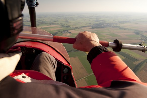 Vliegen boven de polders.