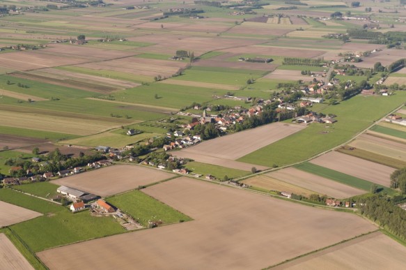 Landsdijk te Bassevelde.