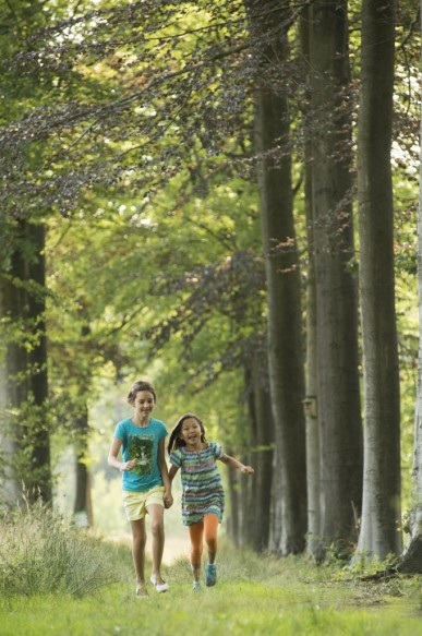 Kinderen in de natuur.